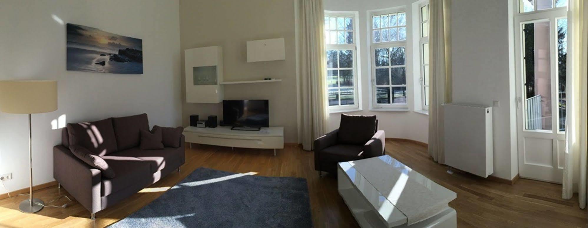 Appartements Am Kurpark Bad Pyrmont Exterior foto